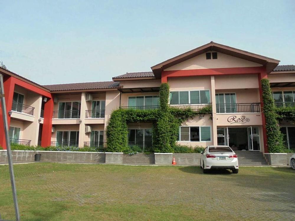 Rose Villa Hote Pakchong Exterior photo