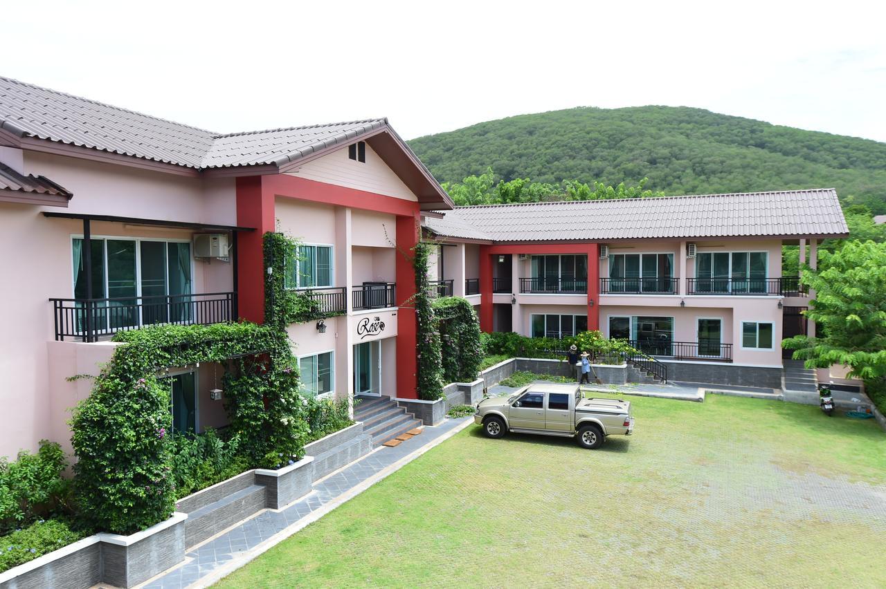 Rose Villa Hote Pakchong Exterior photo