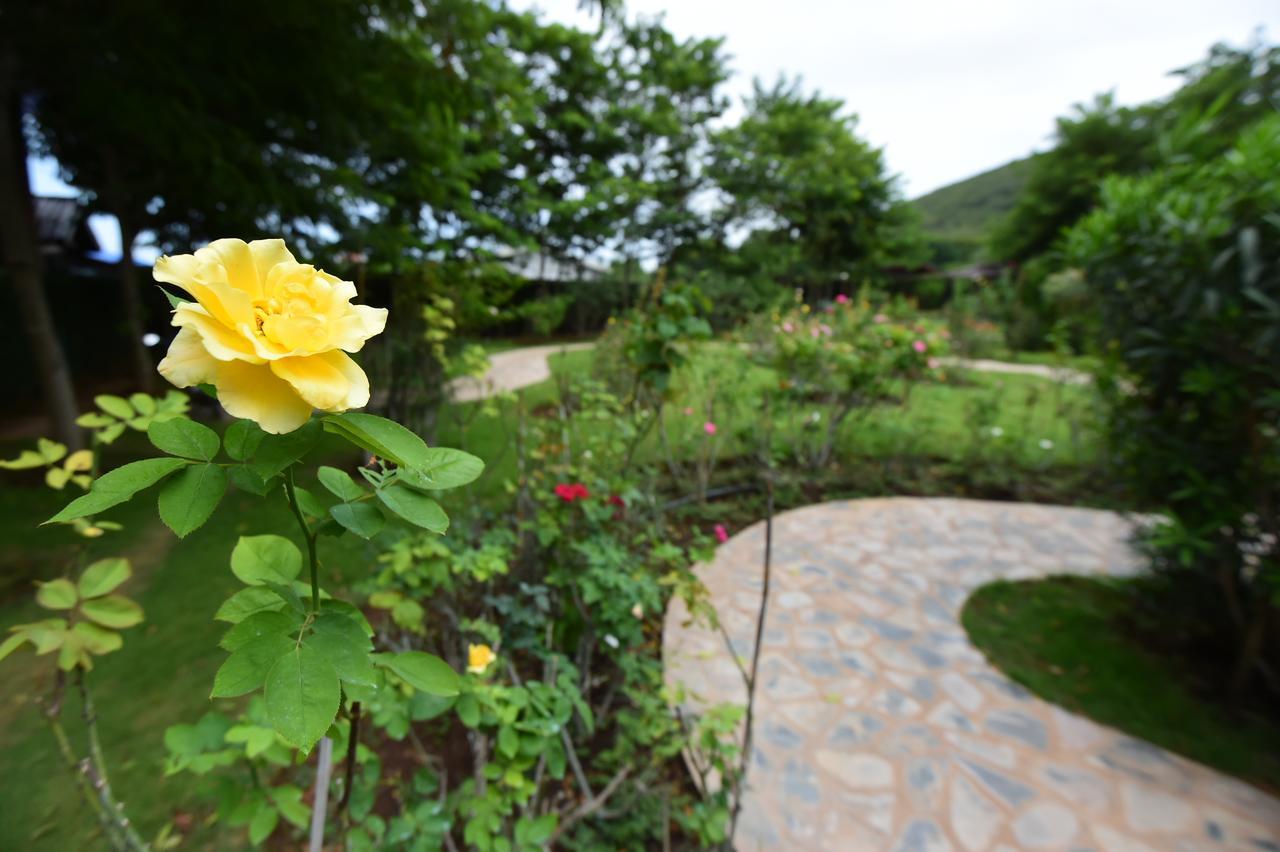 Rose Villa Hote Pakchong Exterior photo